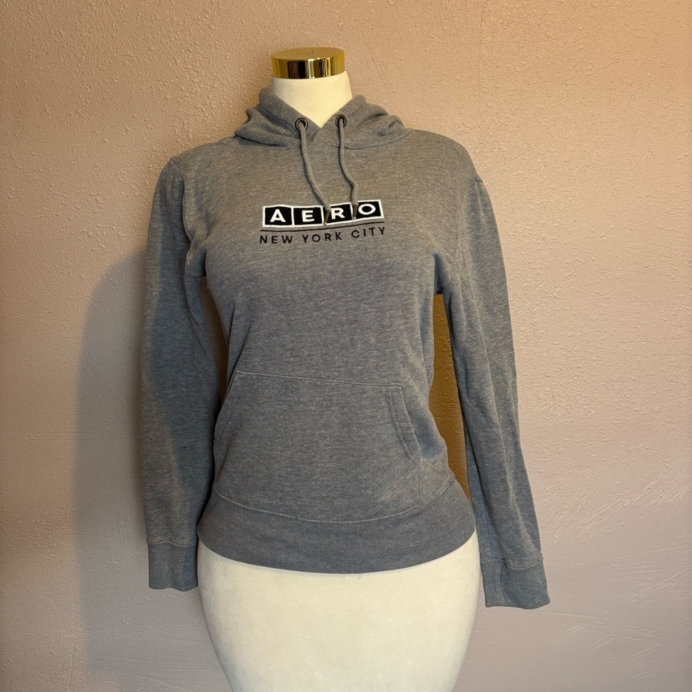 #0067 Aeropostale Gray Fitted Long Sleeve Sweatshirt